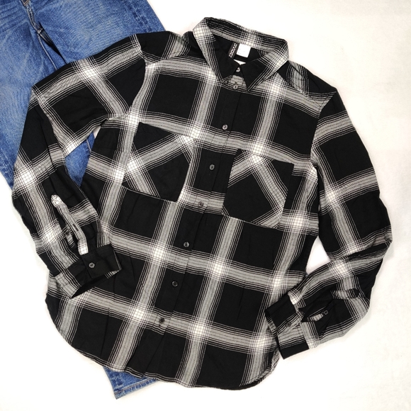 H&M Tops - ⬇️H&M Flannel